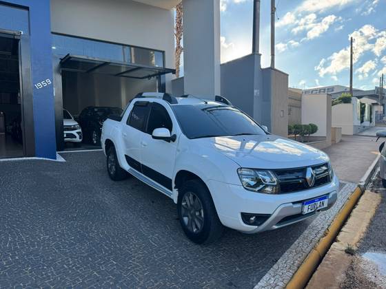 RENAULT DUSTER OROCH 1.6 16V SCE FLEX DYNAMIQUE MANUAL